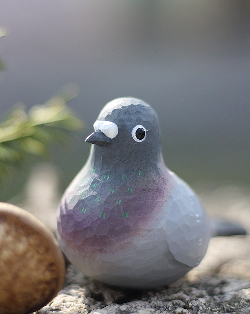 Pigeon Couple Figurines