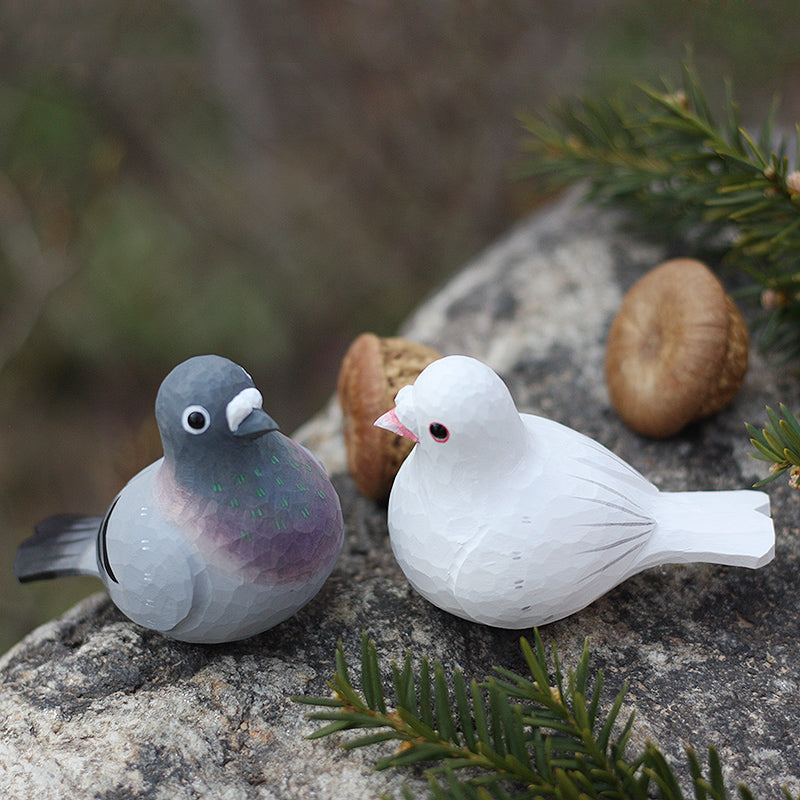 Pigeon Couple Figurines