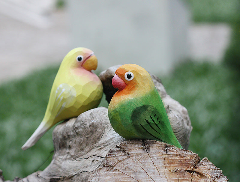 Romantic Wooden Lovebirds Figurine