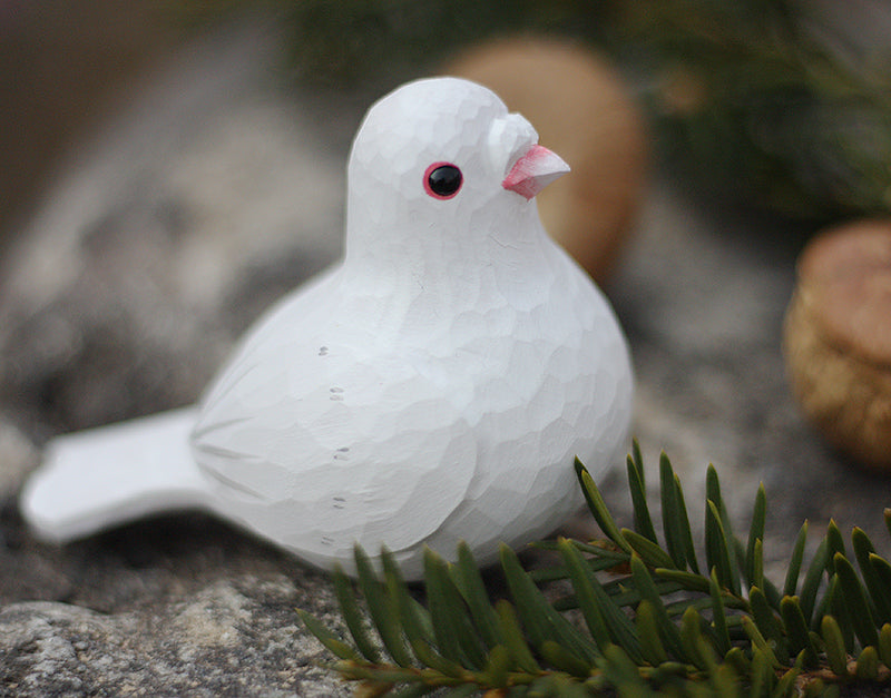 Pigeon Couple Figurines