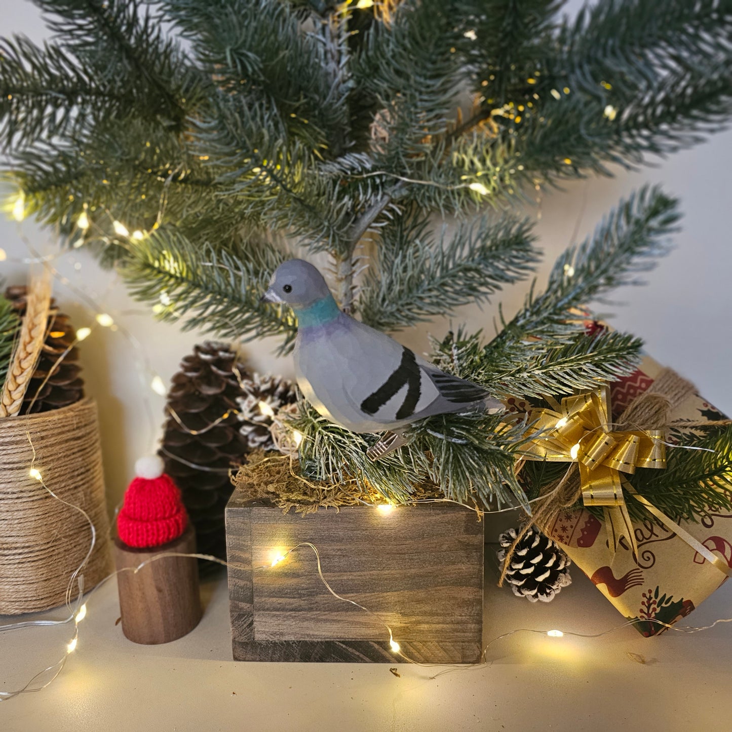 Pigeons Clip-on Bird Ornament