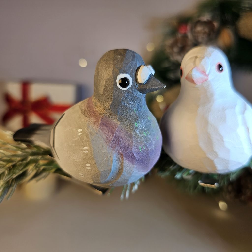 Pigeon Wooden Clip-on Christmas Tree Ornament